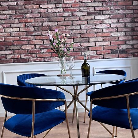 Apartament Przy Bulwarze Breslavia Esterno foto